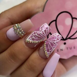 Quick ideas for short nails with delicate butterfly designs for everyone