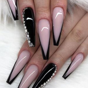 21 Trendy Black French Tip Nail Designs for 2024