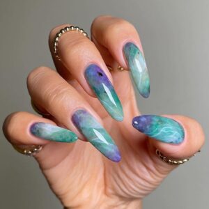 20 Beautiful Manicure Ideas with Ocean Waves